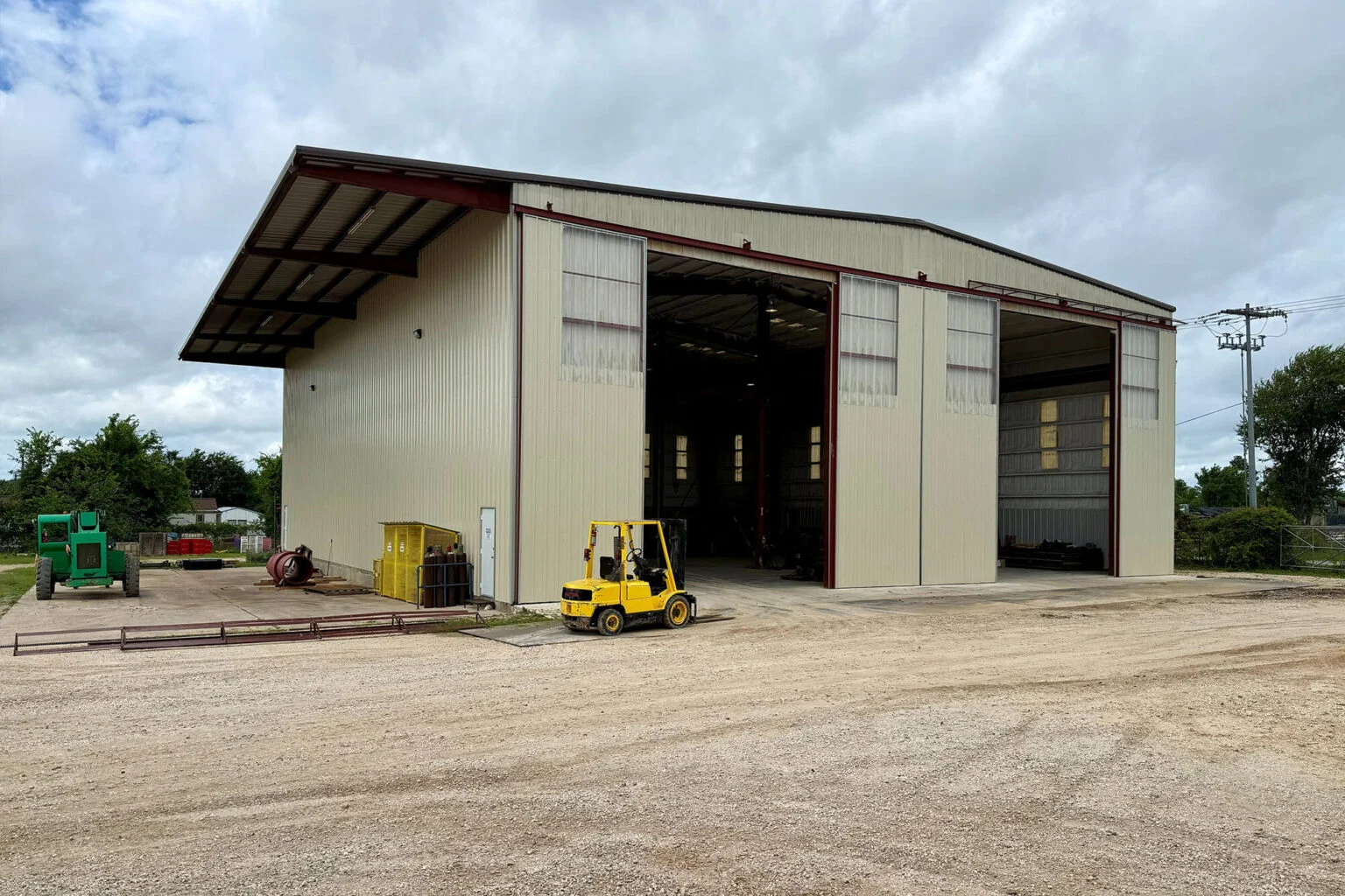 Hunt Alloy Fabrication facility building